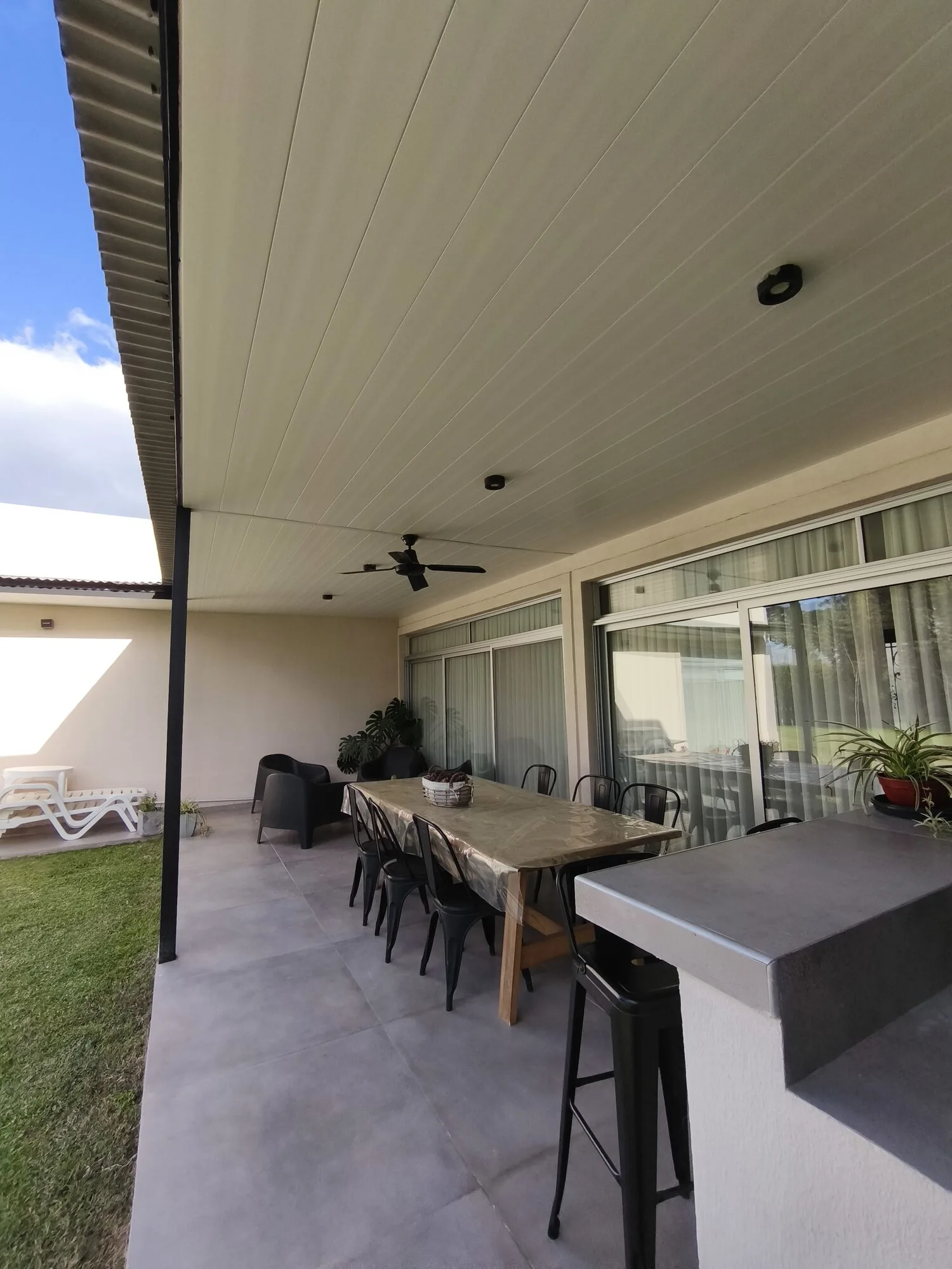 Casa en Luján terminada, Proyecto en Seco